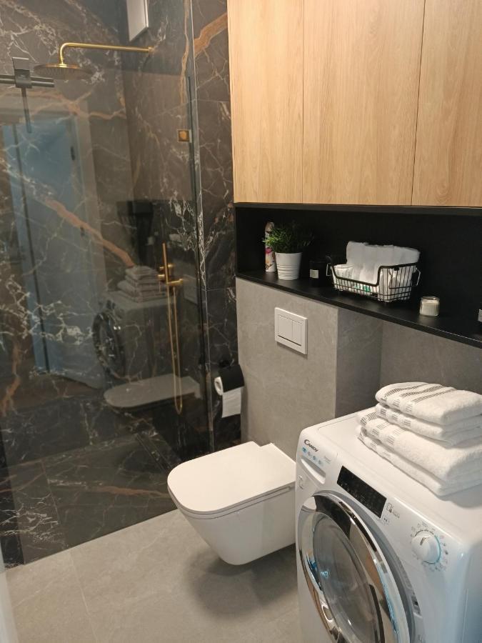 Apartament Maris Gdynia - Srodmiescie - Klimatyzacja - Prywatny Parking Ngoại thất bức ảnh