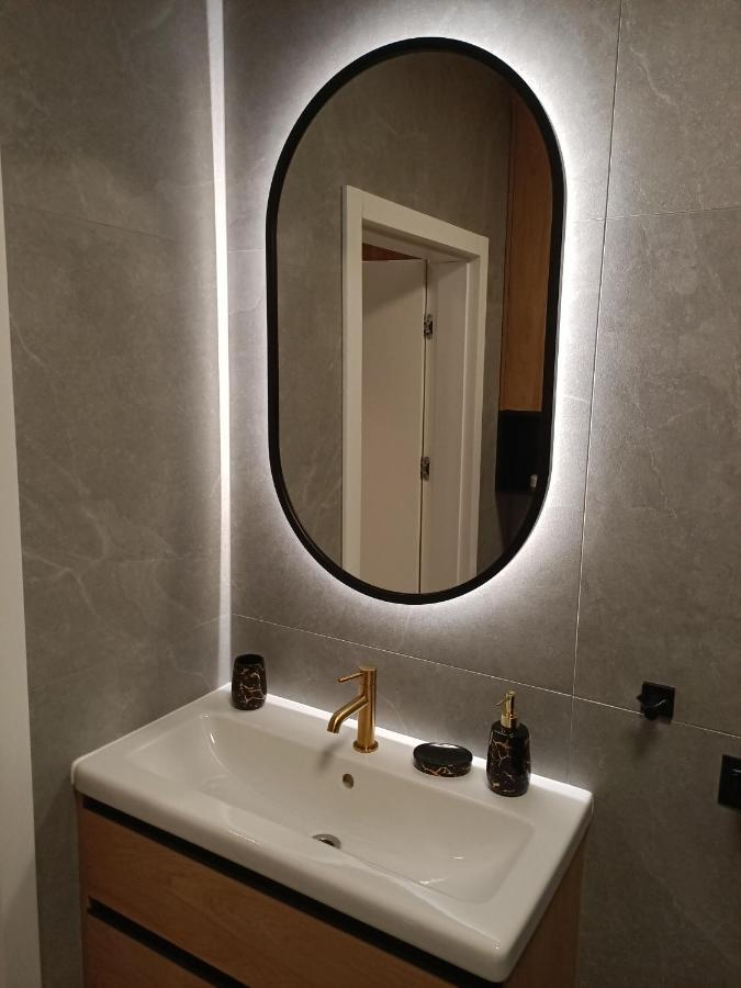 Apartament Maris Gdynia - Srodmiescie - Klimatyzacja - Prywatny Parking Ngoại thất bức ảnh